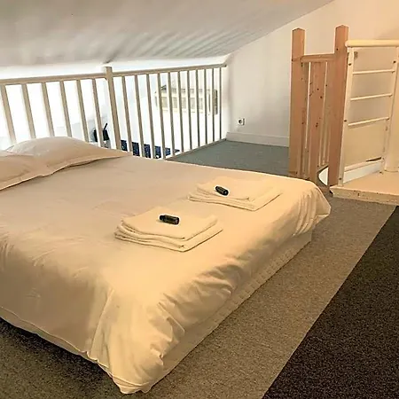 Service Aparthotel